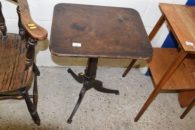 Lot 228 - A 19th Century mahogany wine table on tripod base