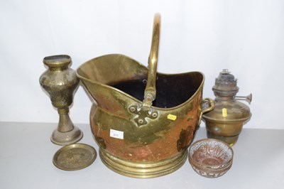 Lot 511 - A copper coal bucket together with various...