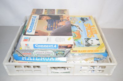 Lot 568 - A box of various games