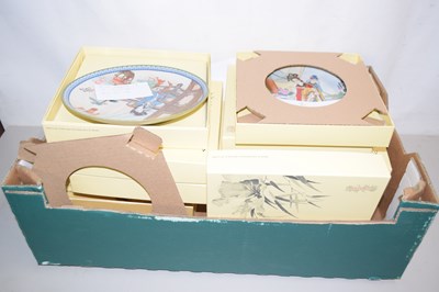 Lot 657 - Box of Twelve Beauties Chinese collectors plates