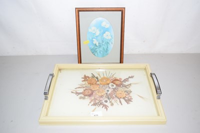 Lot 671 - Retro serving tray and a print