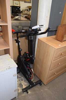 Lot 854 - An exercise bike