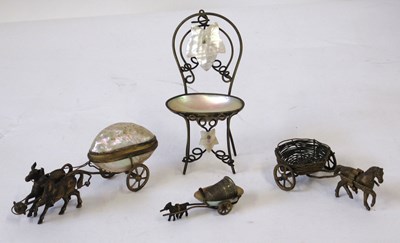 Lot 250 - Four shell and metalwork thimble/needle...