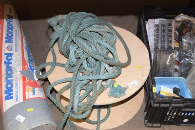 Lot 815 - A roll of blue rope and other loose
