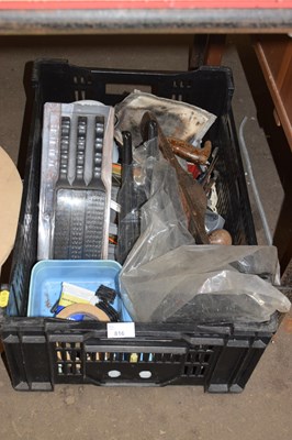 Lot 816 - Box of assorted tools