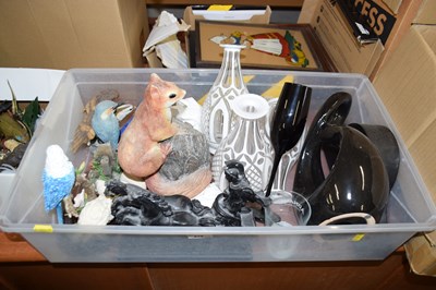 Lot 819 - Mixed Lot: Set of three decanters, various...