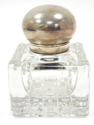 Lot 31 - An Edwardian cut glass ink well, having a...