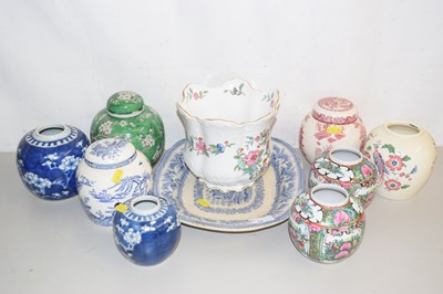 Lot 12 - Mixed Lot: Various reproduction ginger jars, a...
