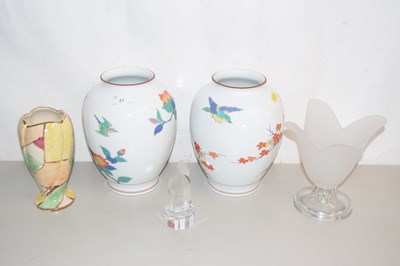 Lot 21 - A pair of modern Japanese vases together with...