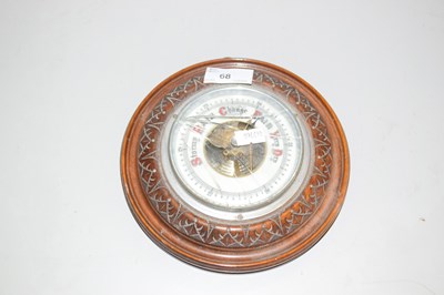 Lot 68 - An aneroid barometer