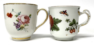 Lot 297 - Chelsea Gold Anchor Cup Botanical Style Fruit Decoration