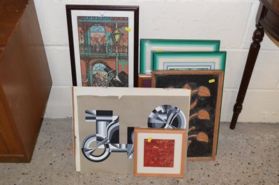 Lot 247 - Mixed Lot: Assorted pictures