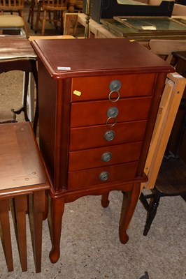 Lot 316 - A modern mahogany finish jewellery chest with...