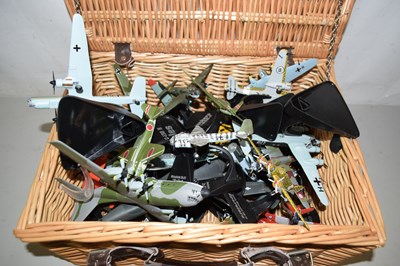 Lot 626 - A basket containing various modern metal model...