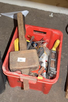 Lot 691 - One box of tools