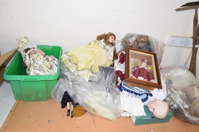 Lot 718 - Large collection of modern porcelain headed dolls