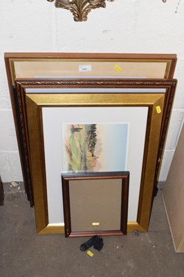 Lot 732 - Mixed Lot: Various pictures