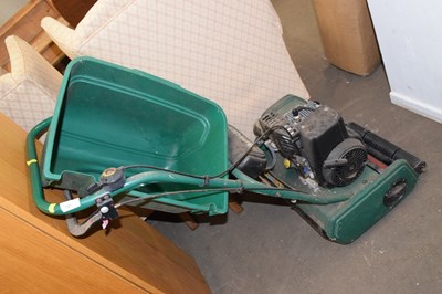 Lot 781 - A Qualcast 35S cylinder lawnmower