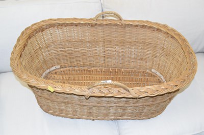 Lot 786 - Large wicker basket