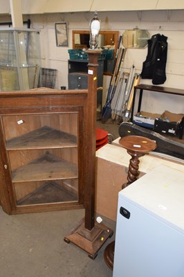 Lot 809 - Oak standard lamp