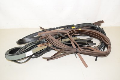 Lot 541 - Quantity of leather straps