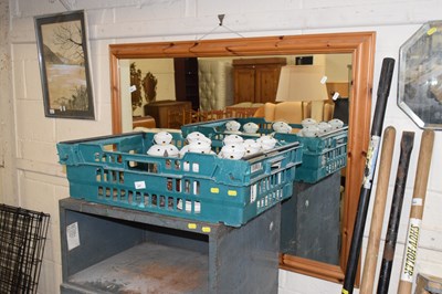 Lot 846 - A pine framed wall mirror