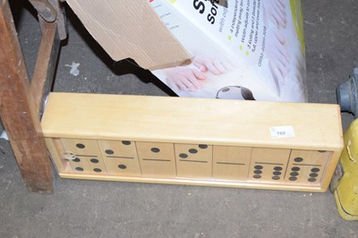 Lot 769 - A case of extra large dominoes