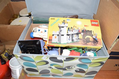 Lot 777 - Box of assorted toys