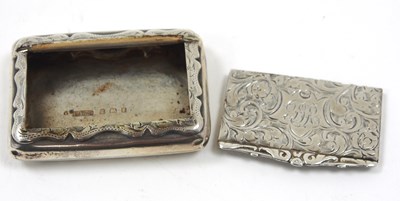 Lot 99 - An Edwardian silver snuff box of rectangular...