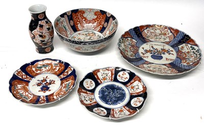 Lot 220 - Quantity of Japanese porcelain wares late...