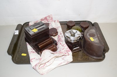 Lot 26 - Mixed Lot: Various Bakelite items and a...