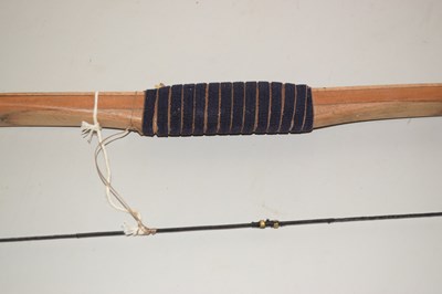 Lot 64 - A Slazenger archery bow