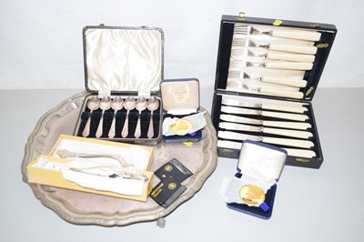 Lot 73 - A silver plated serving tray, various cased...