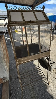 Lot 183 - Terrarium on stand