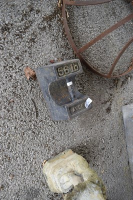 Lot 187 - Vintage metal Weight