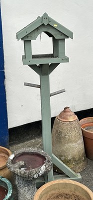 Lot 152 - Bird Table