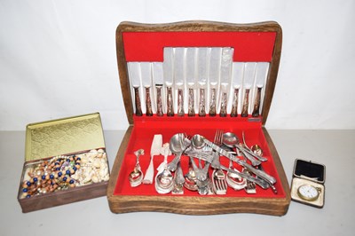 Lot 130 - A base metal cased pocket watch and a box of...