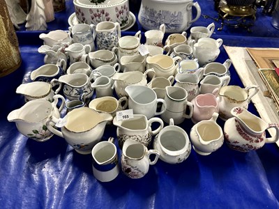 Lot 165 - A collection of mainly 20th Century porcelain...