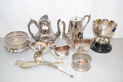 Lot 170 - Mixed Lot: Various silver plated tea wares,...