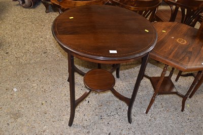 Lot 295 - An Edwardian circular top mahogany centre table