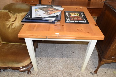 Lot 315 - A modern drawer leaf kitchen table