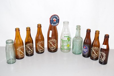 Lot 187 - A collection of vintage bottles to include...