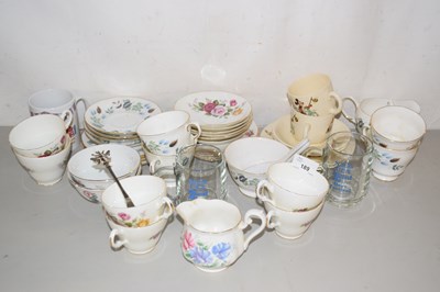 Lot 189 - Mixed Lot: Assorted tea wares