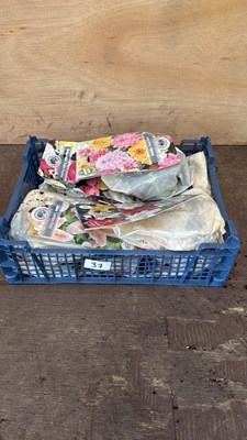 Lot 37 - Crate of 12 mixed summer bulb packs