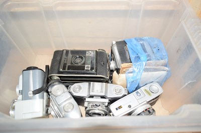 Lot 530 - Cameras to include a Zeiss Ikon, an Olypmus...