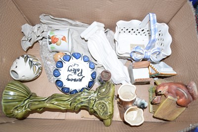 Lot 533 - Assorted ceramics and ornaments