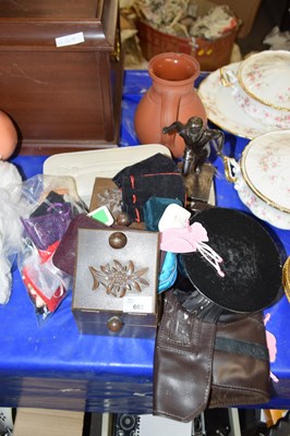 Lot 603 - Assorted household clearance
