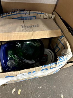 Lot 688 - Box of assorted glass ashtrays and brewery...