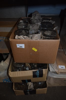 Lot 689 - Quantity of assorted pub glass ware