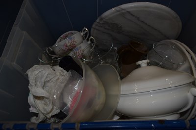 Lot 785 - One box of various house clearance, china and...